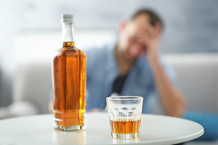 Alcohol consumption negatively affects a man’s erectile function